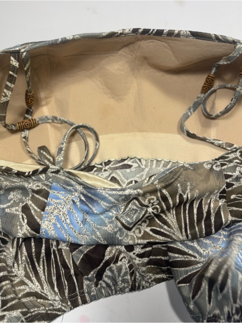 Lane Bryant tankini swim top with a distinct grey white tropical leaf pattern - Picture 6 of 8